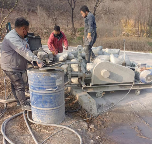 聂荣路面下沉注浆